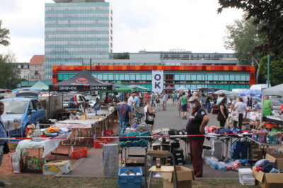 Trödelmarkt am Haus der Presse Dresden